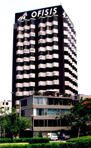 Edificio Central de Ofisis en San Isidro, Lima, Perú